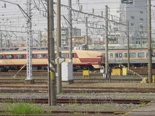 尾久車両センター ボンネット型の特急